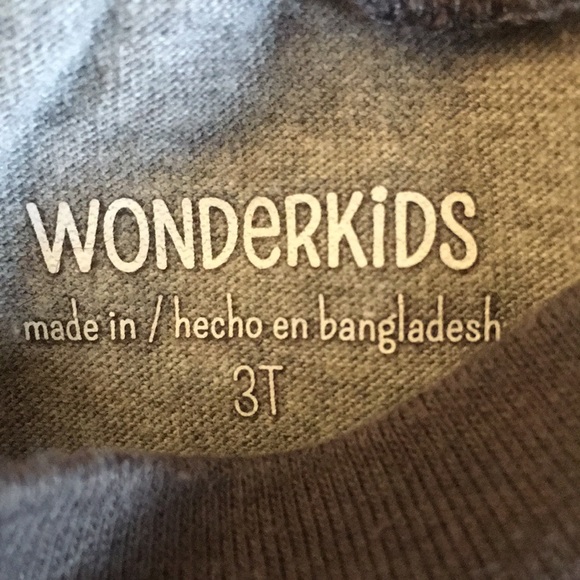 Carter's Baby Boys Bundle: Size 18 Months - Picture 9 of 13